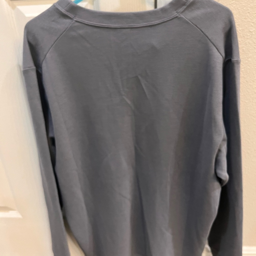 Lululemon - Picture 3 of 6